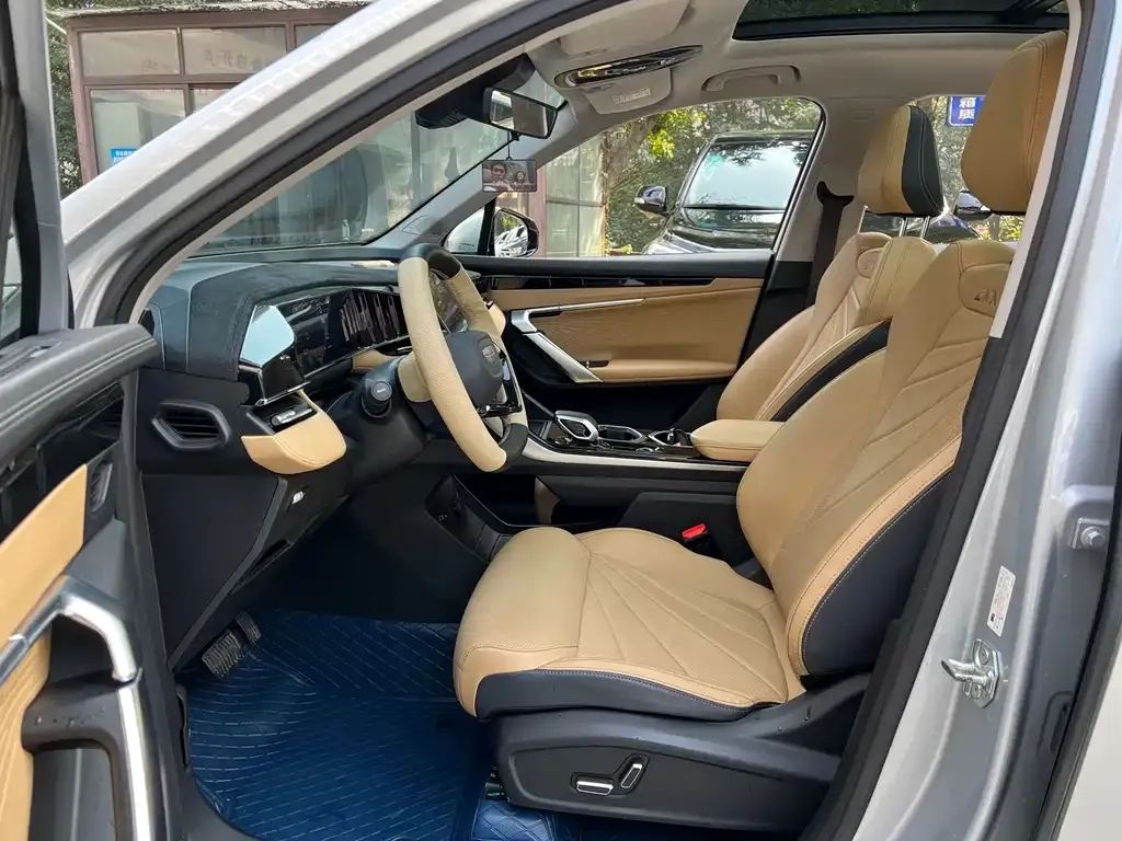 Geely Boyue L 2023 из CN, фото 5