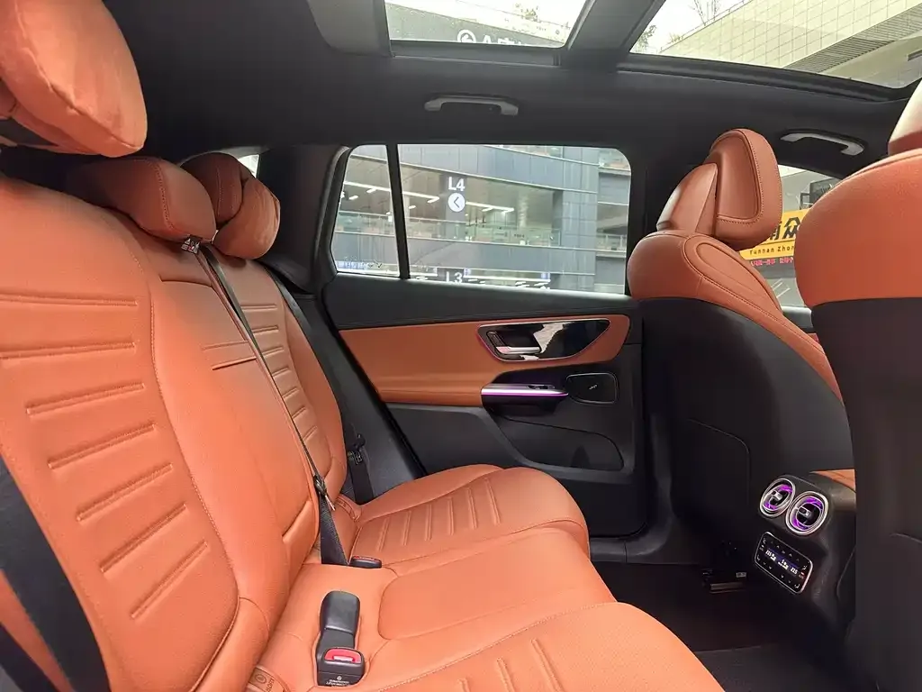Mercedes-Benz GLC 2024 из CN, фото 7