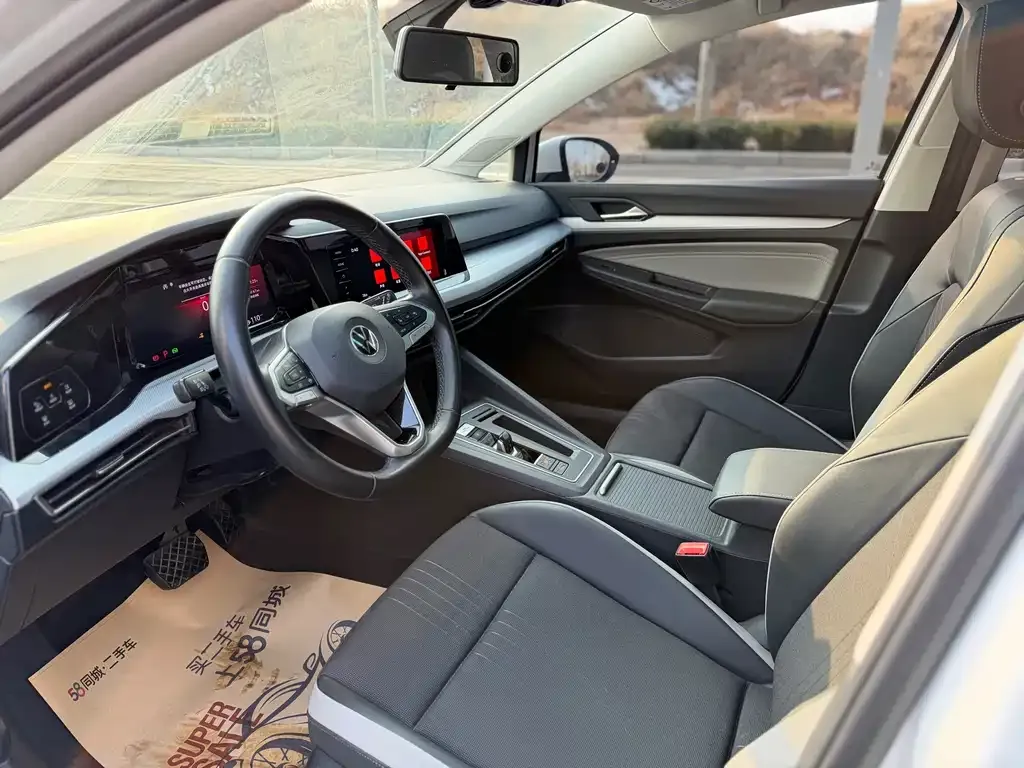 Volkswagen Golf 2021 из CN, фото 8