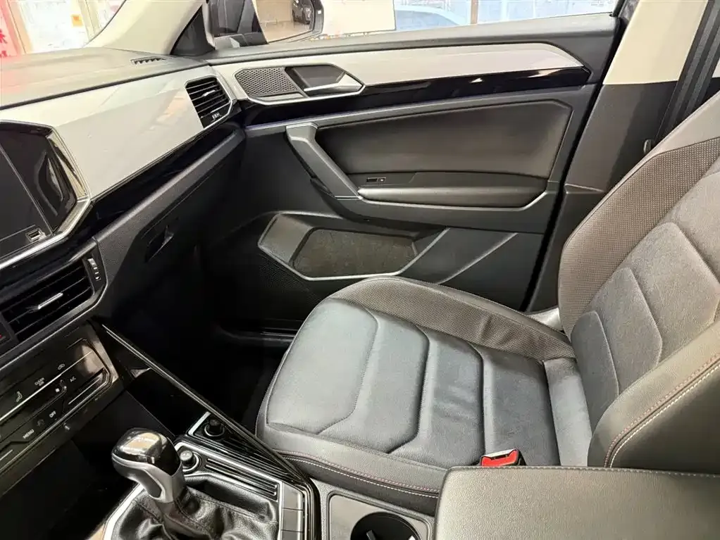 Volkswagen Tayron 2022 из CN, фото 4