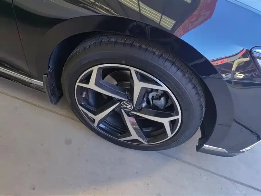 Volkswagen Magotan 2024 из CN, фото 5