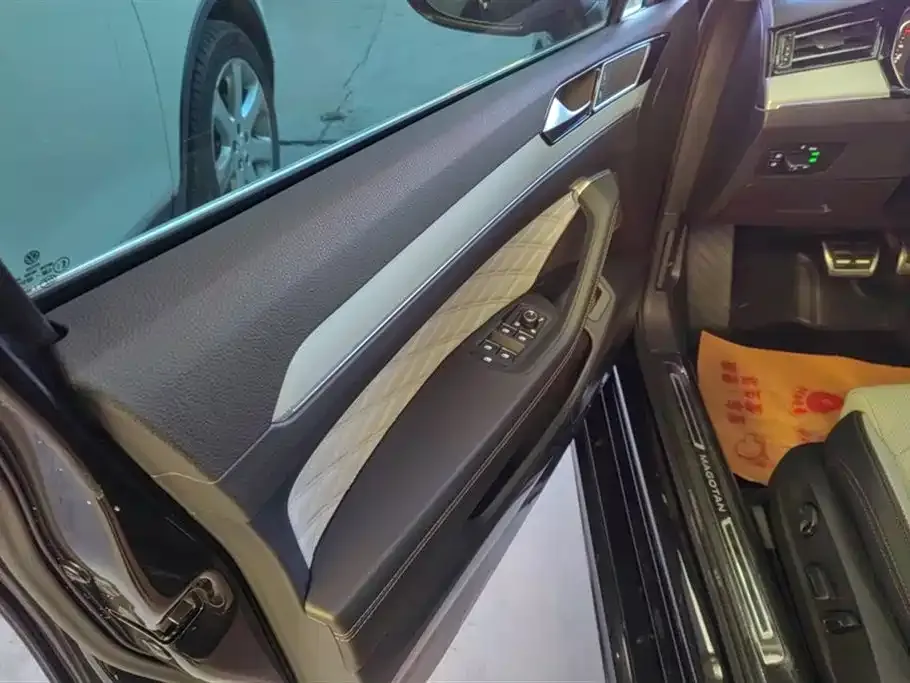 Volkswagen Magotan 2024 из CN, фото 6