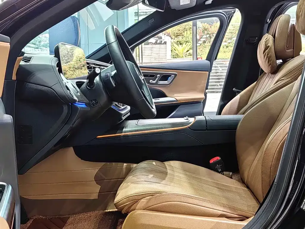 Mercedes-Benz E-Class 2024 из CN, фото 10