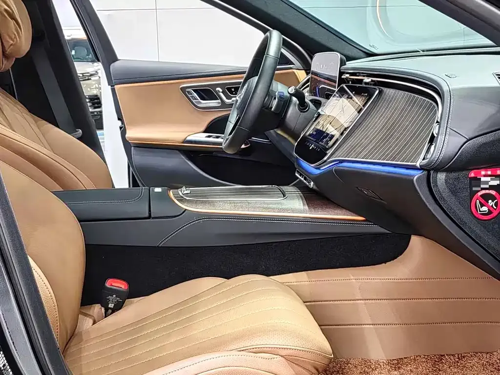Mercedes-Benz E-Class 2024 из CN, фото 6
