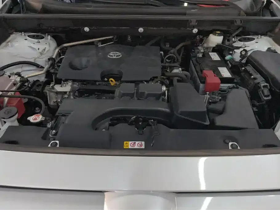 Toyota RAV4 2024 из CN, фото 10