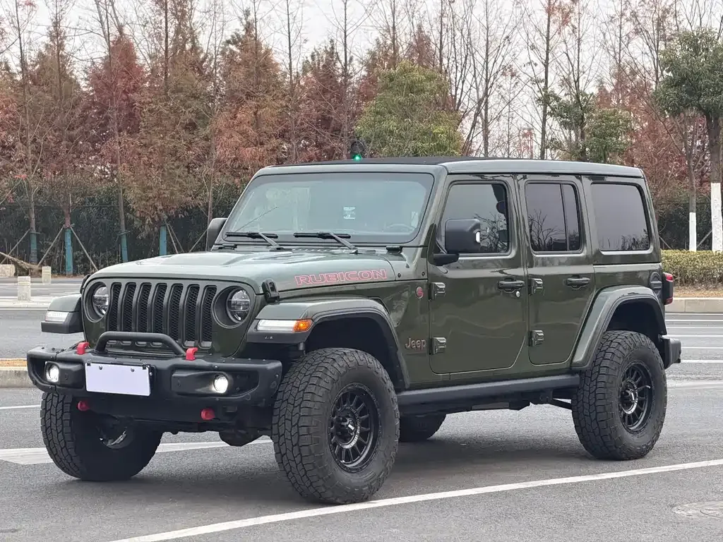 Jeep Wrangler — фото 1