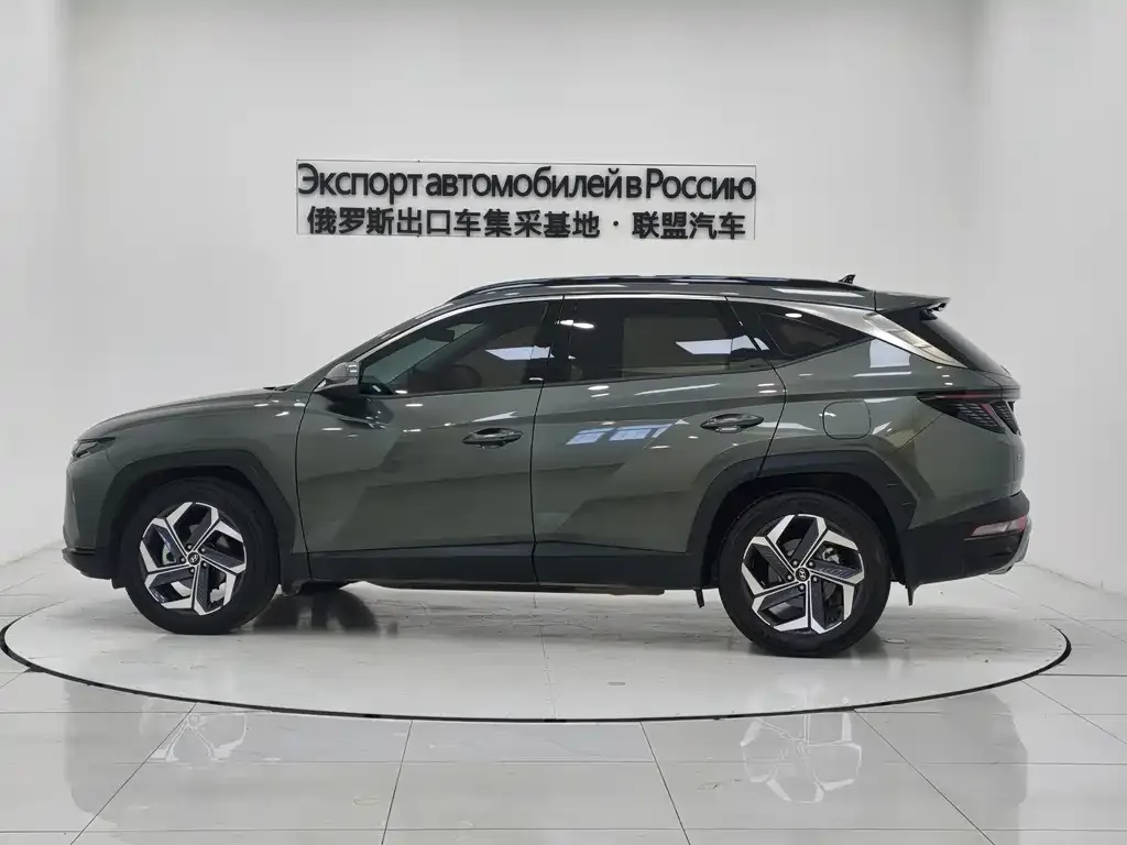 Hyundai Tucson 2022 из CN, фото 8