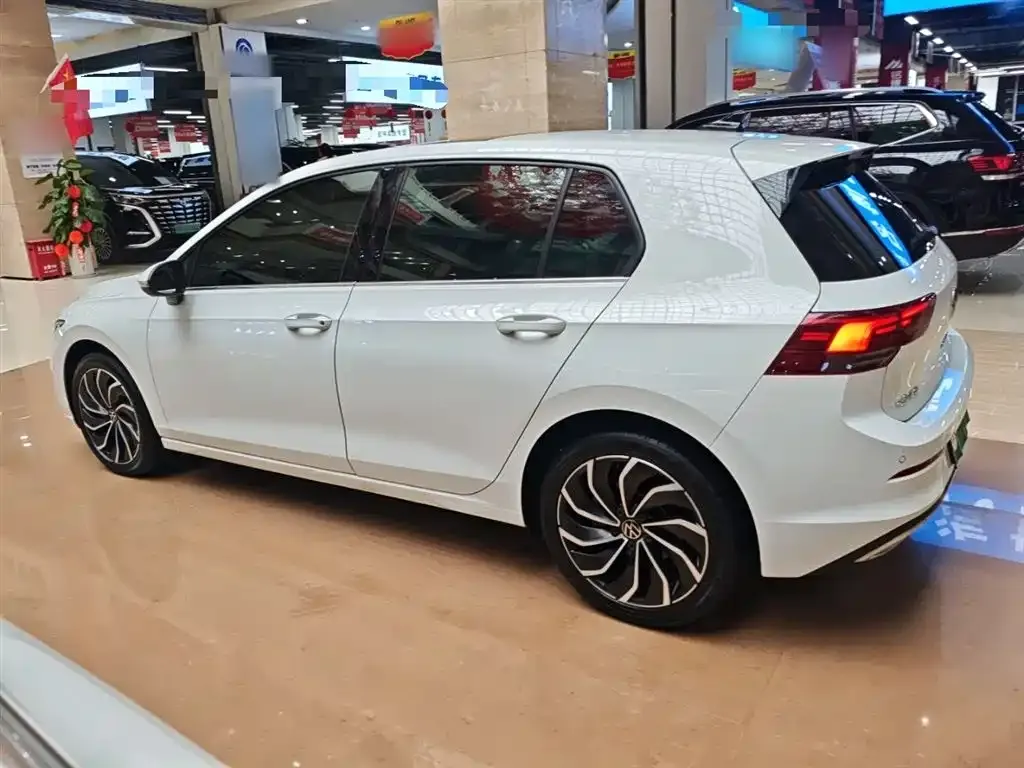 Volkswagen Golf 2021 из CN, фото 5