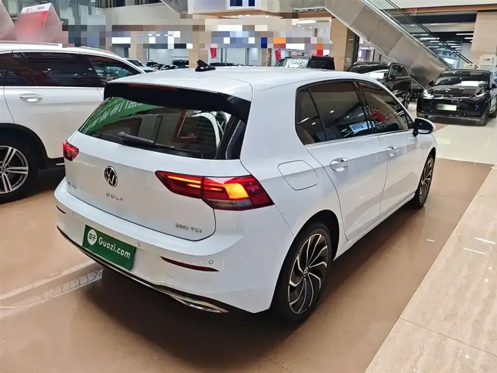 Volkswagen Golf 2021 из CN, фото 6
