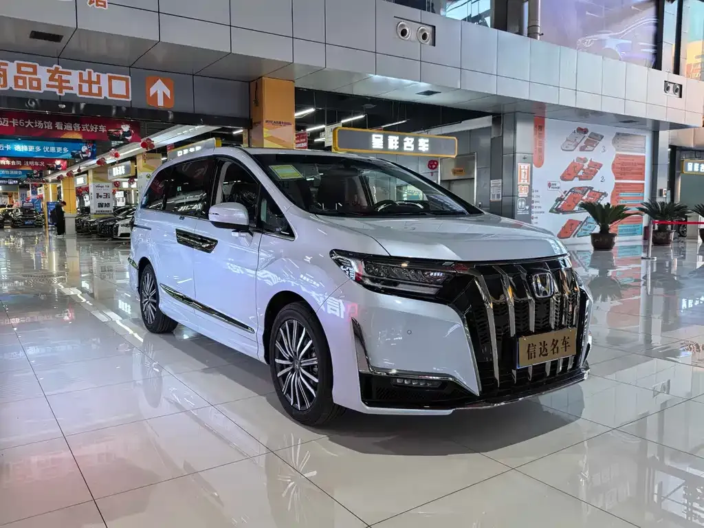 Honda Elysion 2026 из CN, фото 8