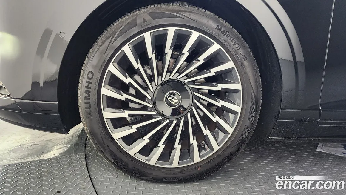 Hyundai Grandeur 2023 из KR, фото 5