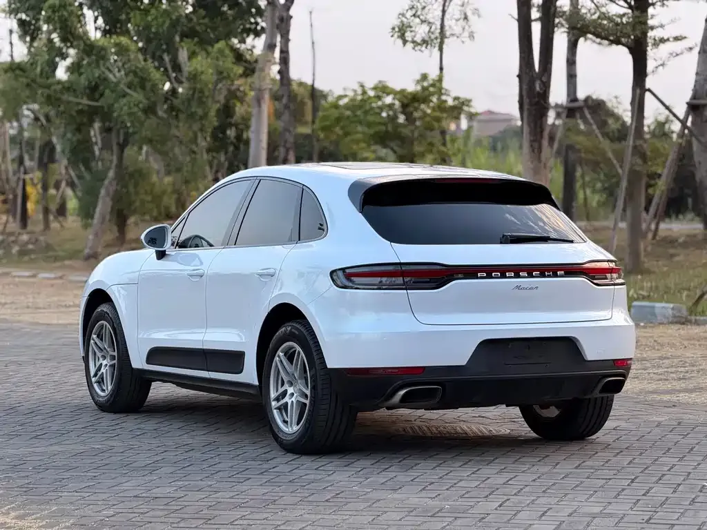 Porsche Macan — фото 6