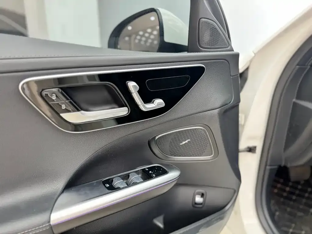 Mercedes-Benz C-Class 2024 из CN, фото 4