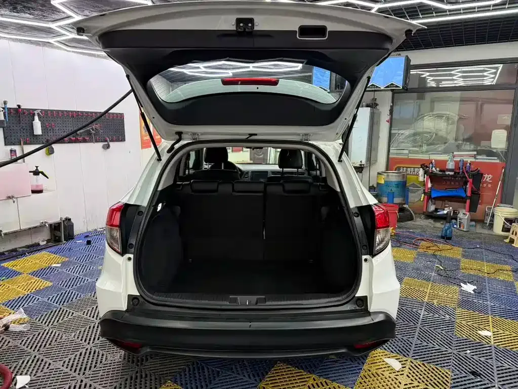Honda Vezel 2021 из CN, фото 5