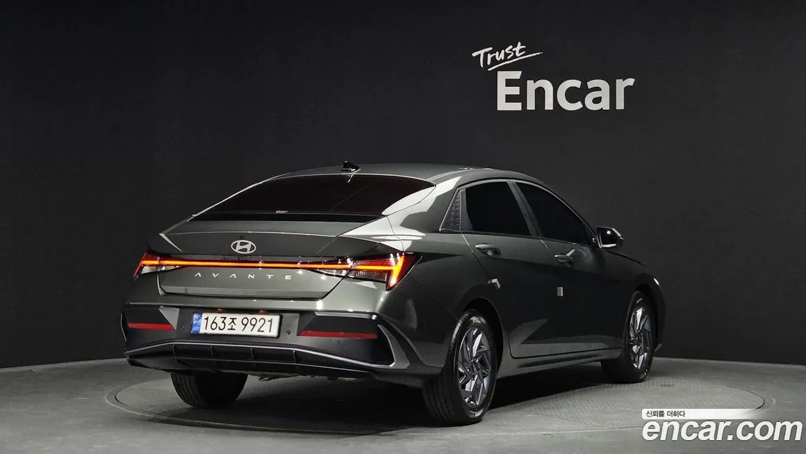 Hyundai AVANTE — фото 2