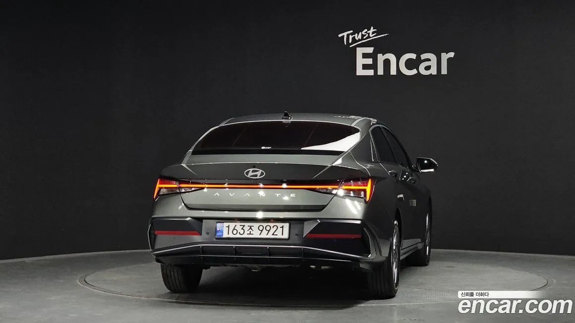 Hyundai AVANTE — фото 4