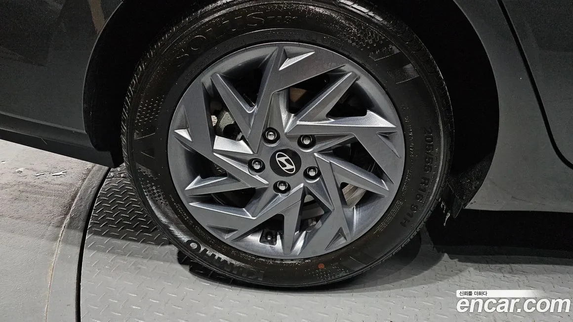 Hyundai AVANTE — фото 9