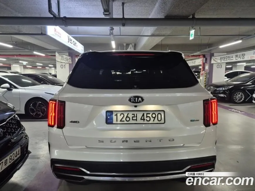 Kia Sorento — фото 5