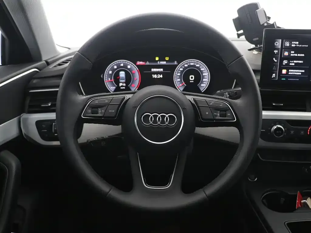 Audi A4L 2023 из CN, фото 9