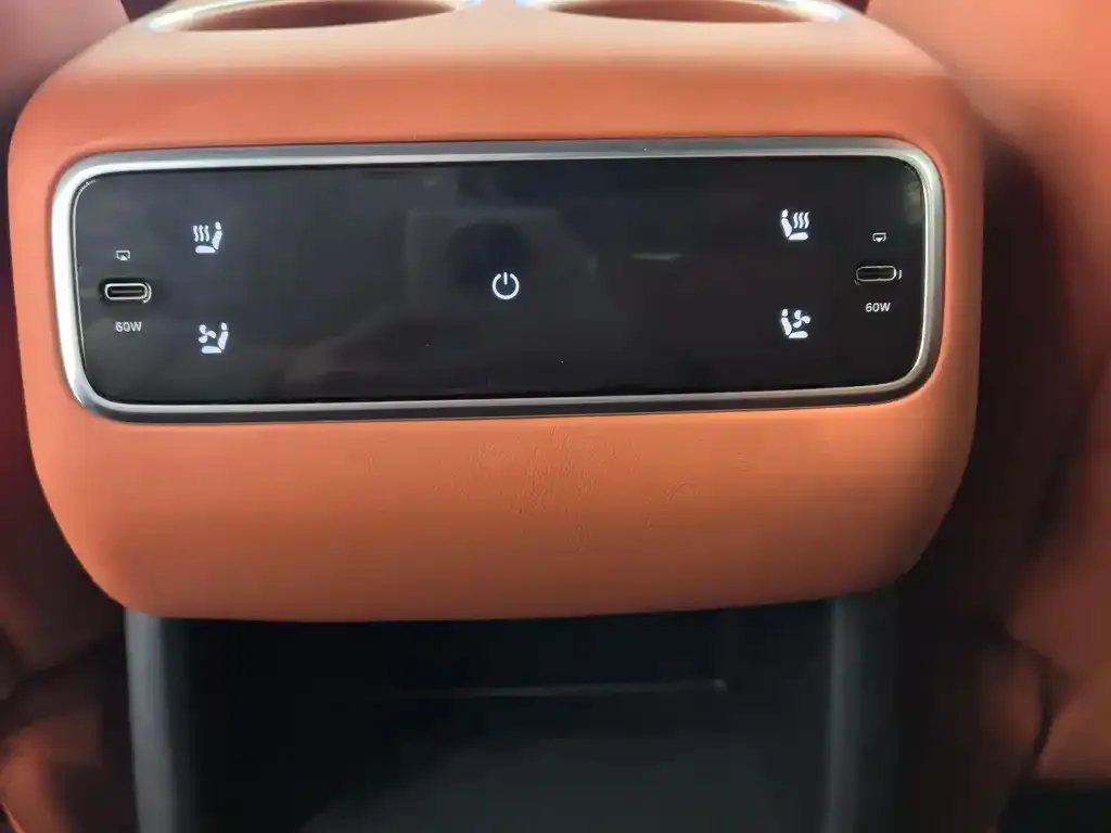 Li Auto L8 2024 из CN, фото 4