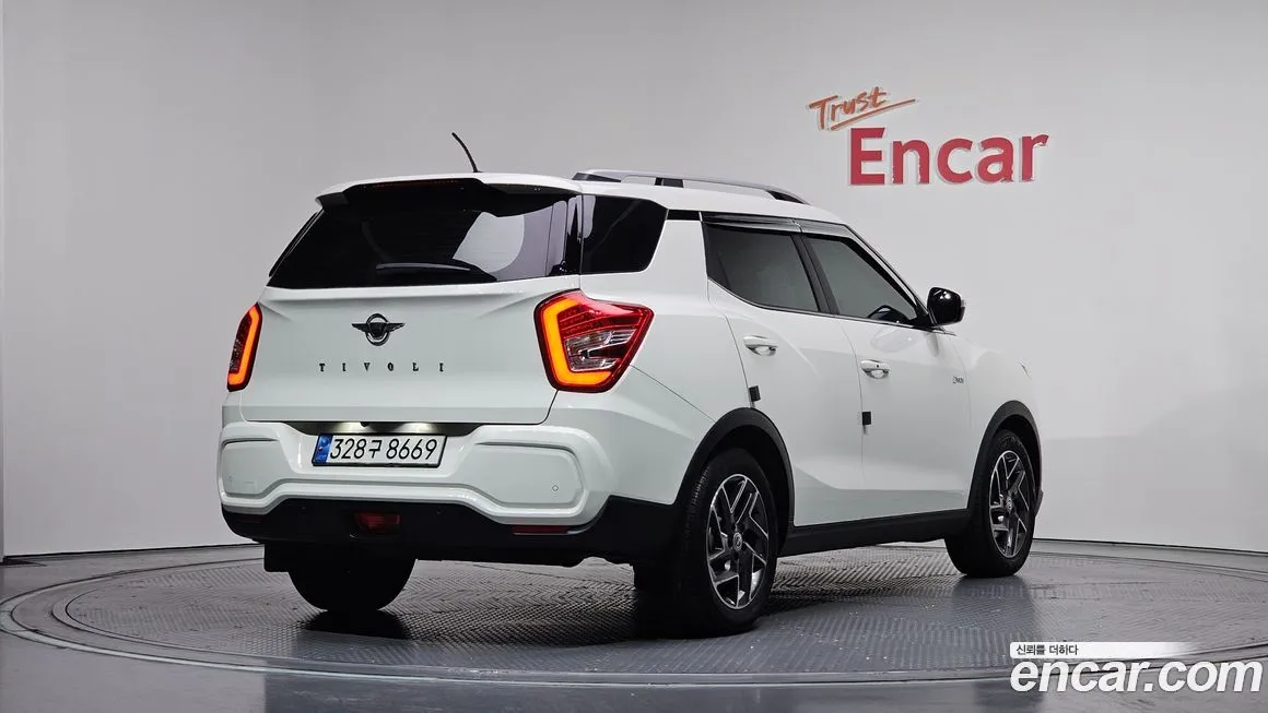KG Mobility (Ssangyong) TIBOLI 2022 из KR, фото 4