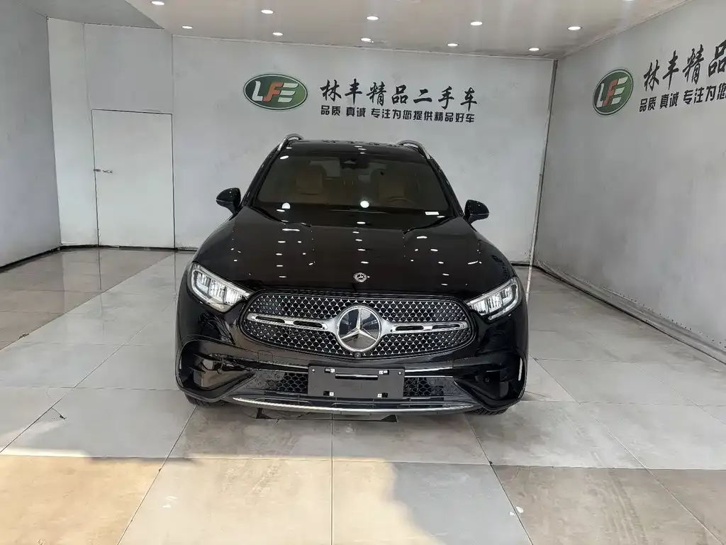 Mercedes-Benz GLC 2024 из CN, фото 2
