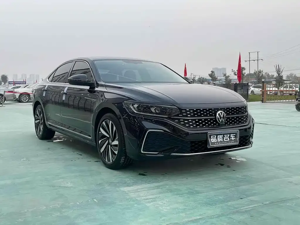 Volkswagen Passat — фото 4