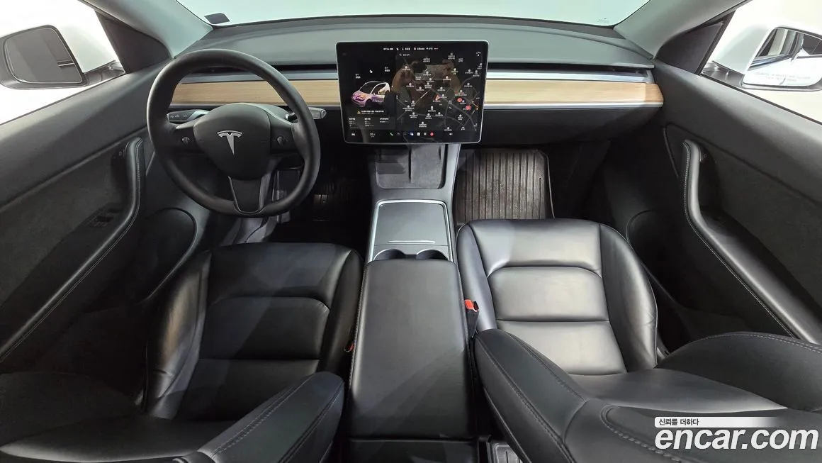 Tesla Model Y — фото 3