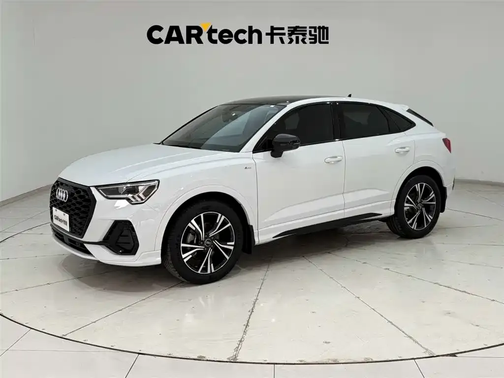 Audi Q3 Sportback 2022 из CN, фото 1