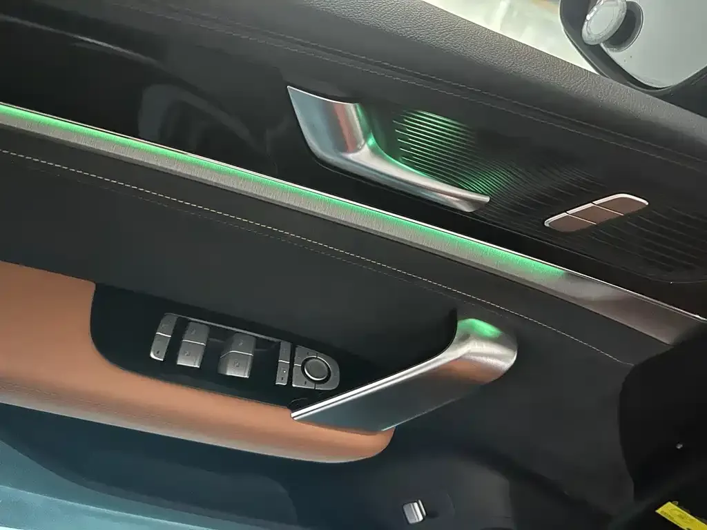 BYD Tang New Energy 2022 из CN, фото 4