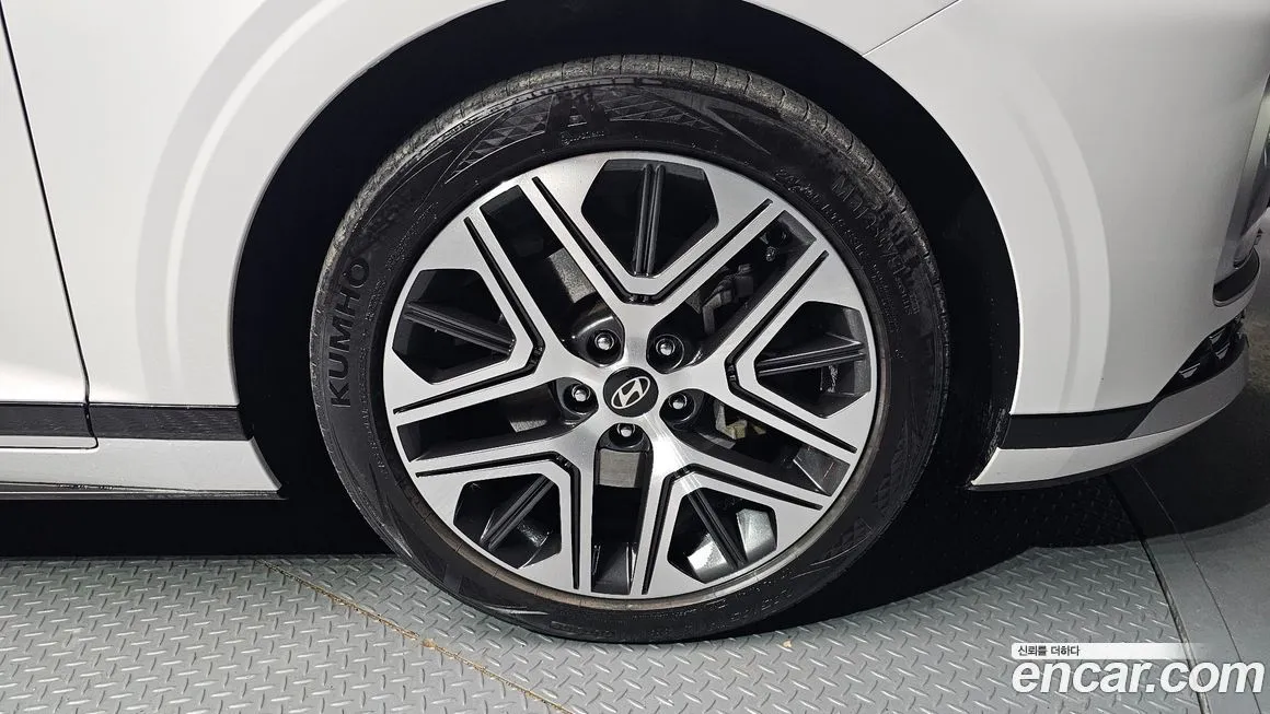 Hyundai Grandeur 2023 из KR, фото 6