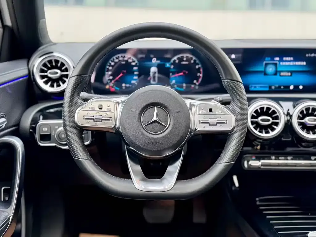 Mercedes-Benz A-Class 2021 из CN, фото 2