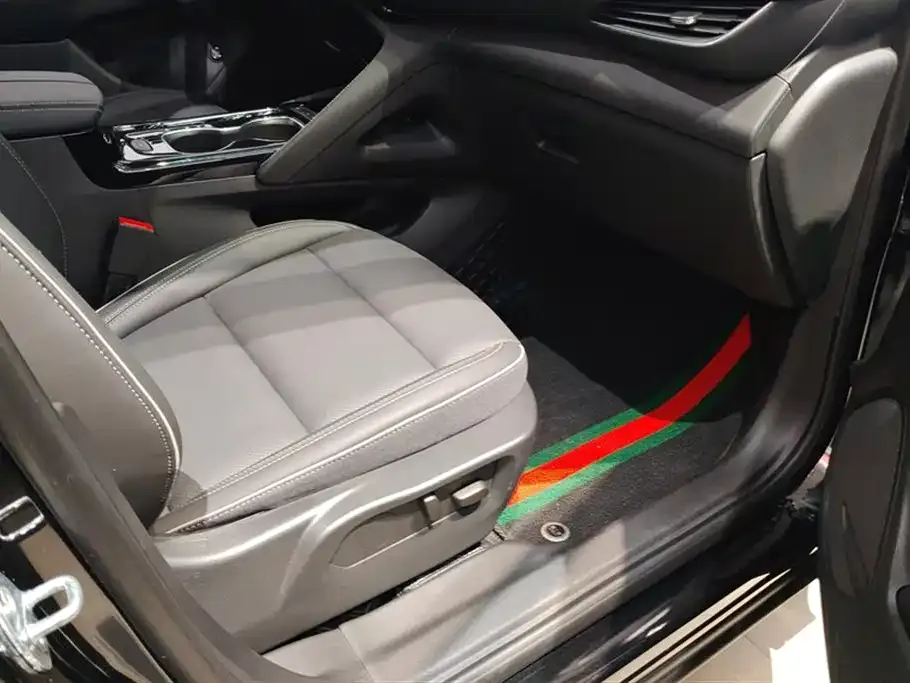 Buick Envision Plus 2023 из CN, фото 3