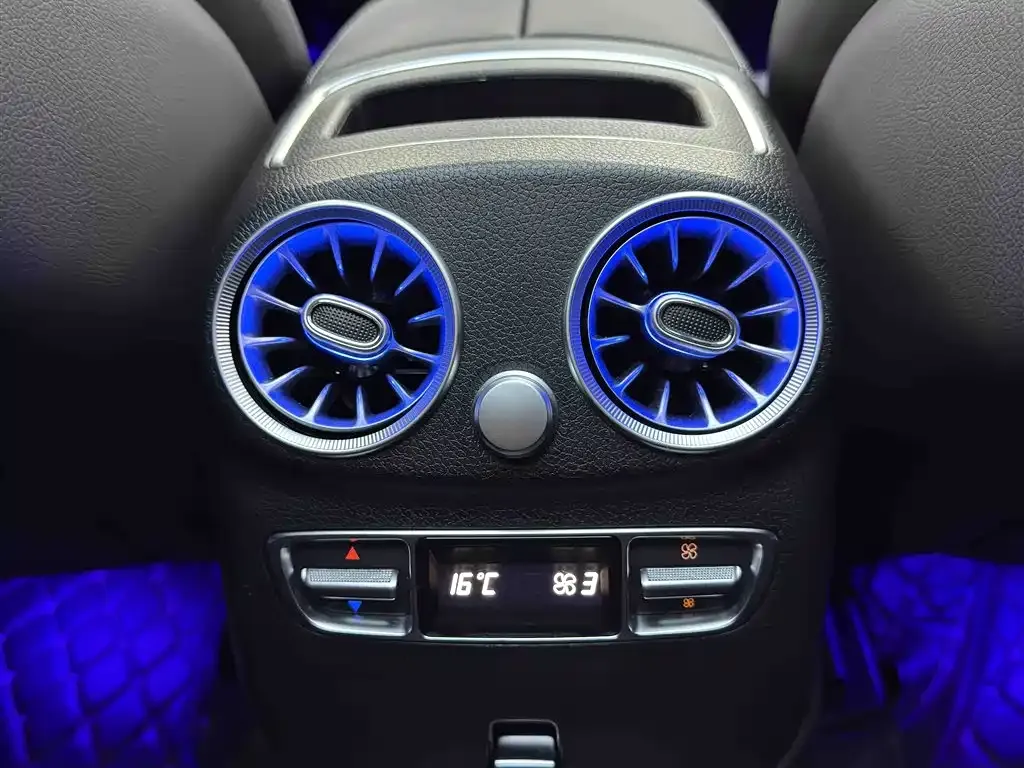 Mercedes-Benz GLC 2023 из CN, фото 9