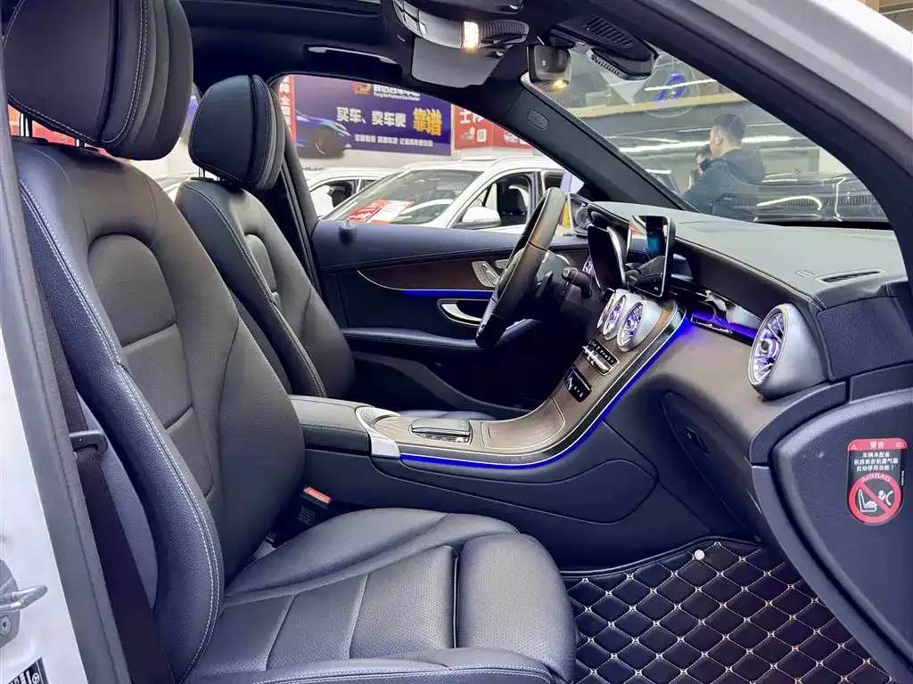 Mercedes-Benz GLC 2023 из CN, фото 8