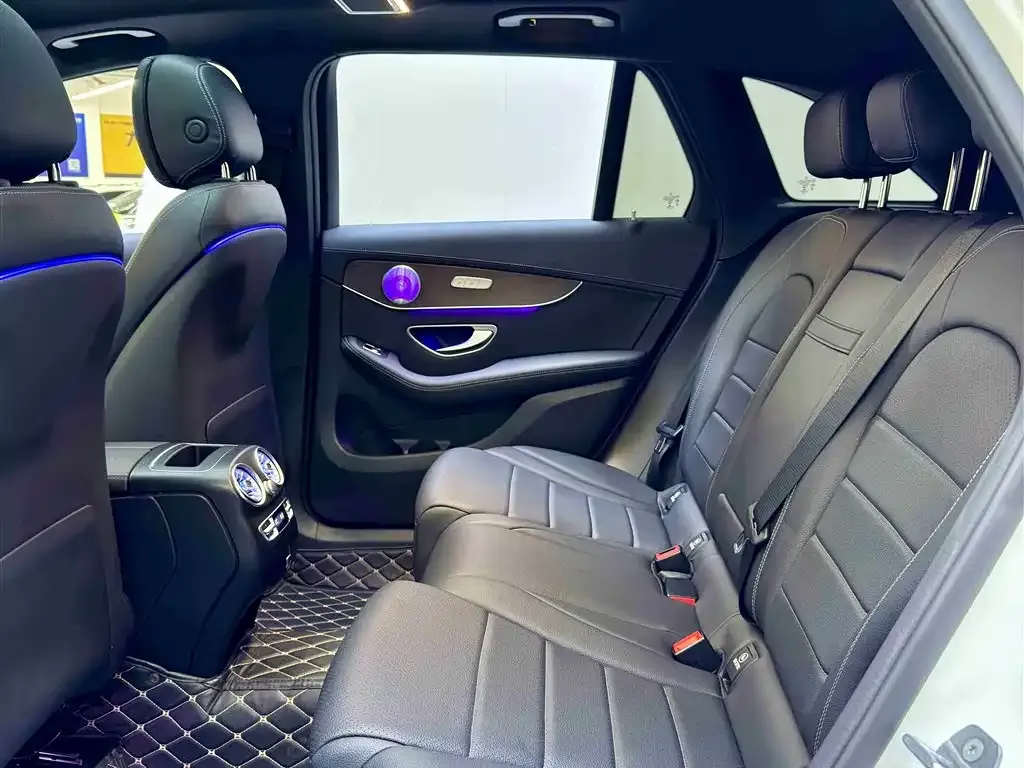 Mercedes-Benz GLC 2023 из CN, фото 3
