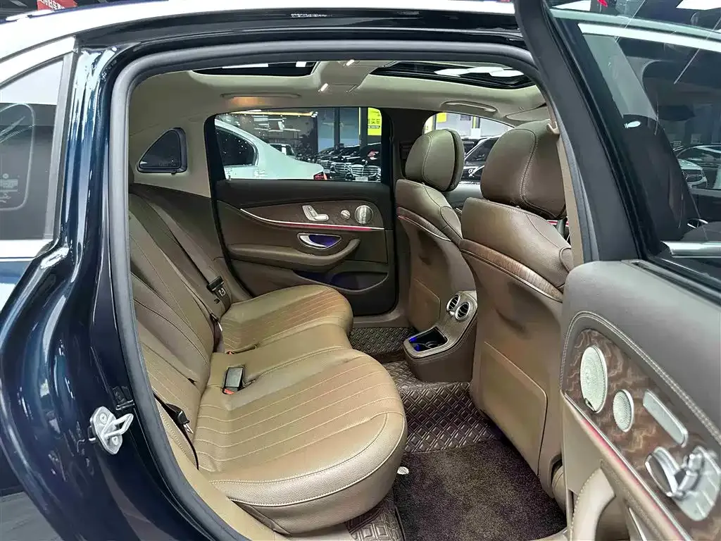 Mercedes-Benz E-Class 2021 из CN, фото 6