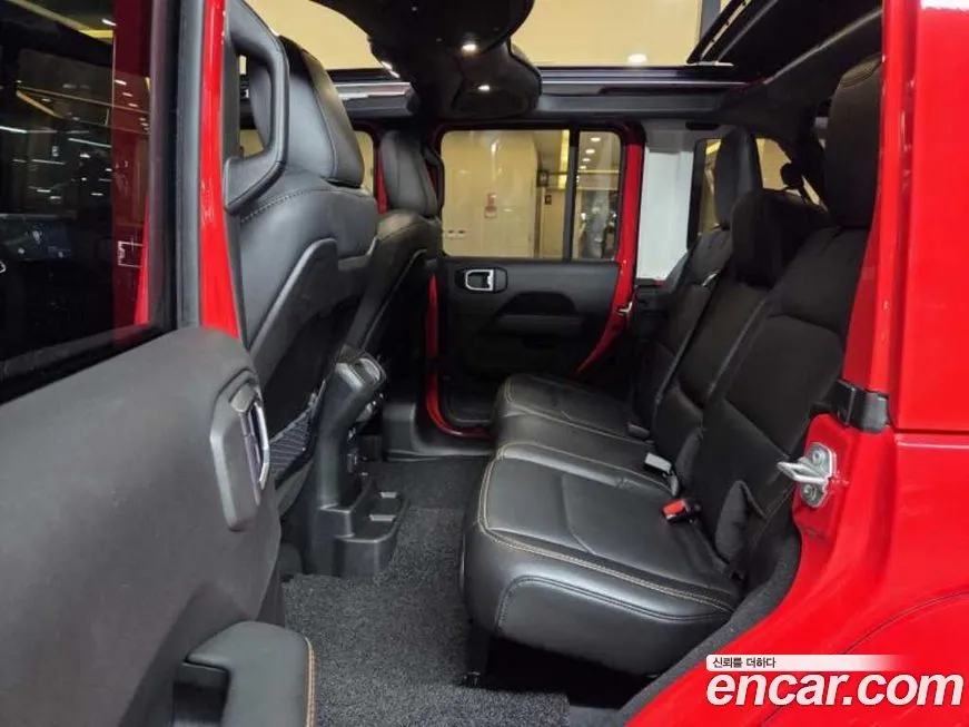 Jeep Wrangler 2024 из KR, фото 7