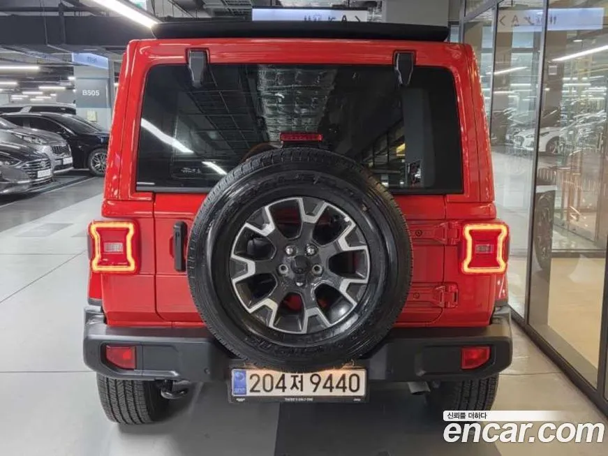 Jeep Wrangler 2024 из KR, фото 9