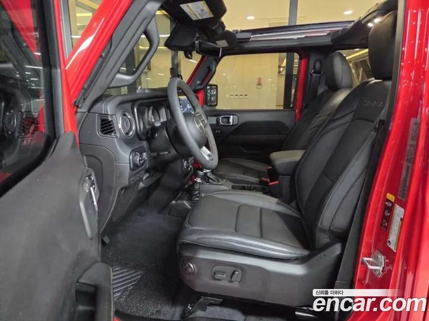 Jeep Wrangler 2024 из KR, фото 3