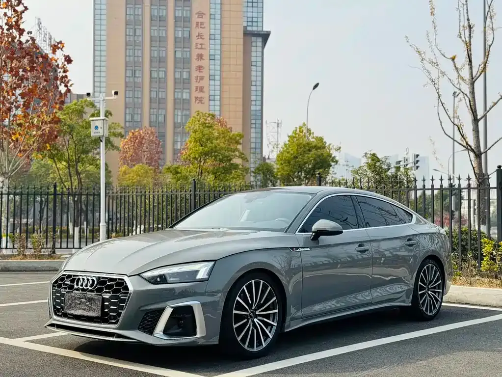 Audi A5 (Import) 2022 из CN, фото 1