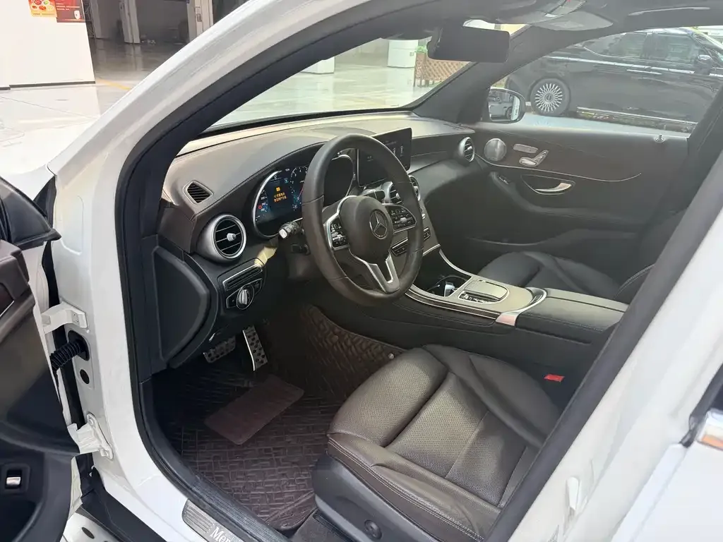Mercedes-Benz GLC 2021 из CN, фото 3