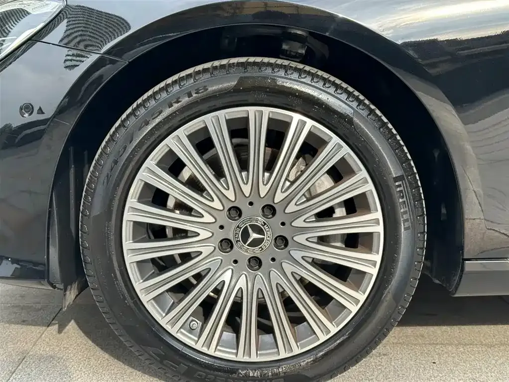 Mercedes-Benz E-Class 2022 из CN, фото 3