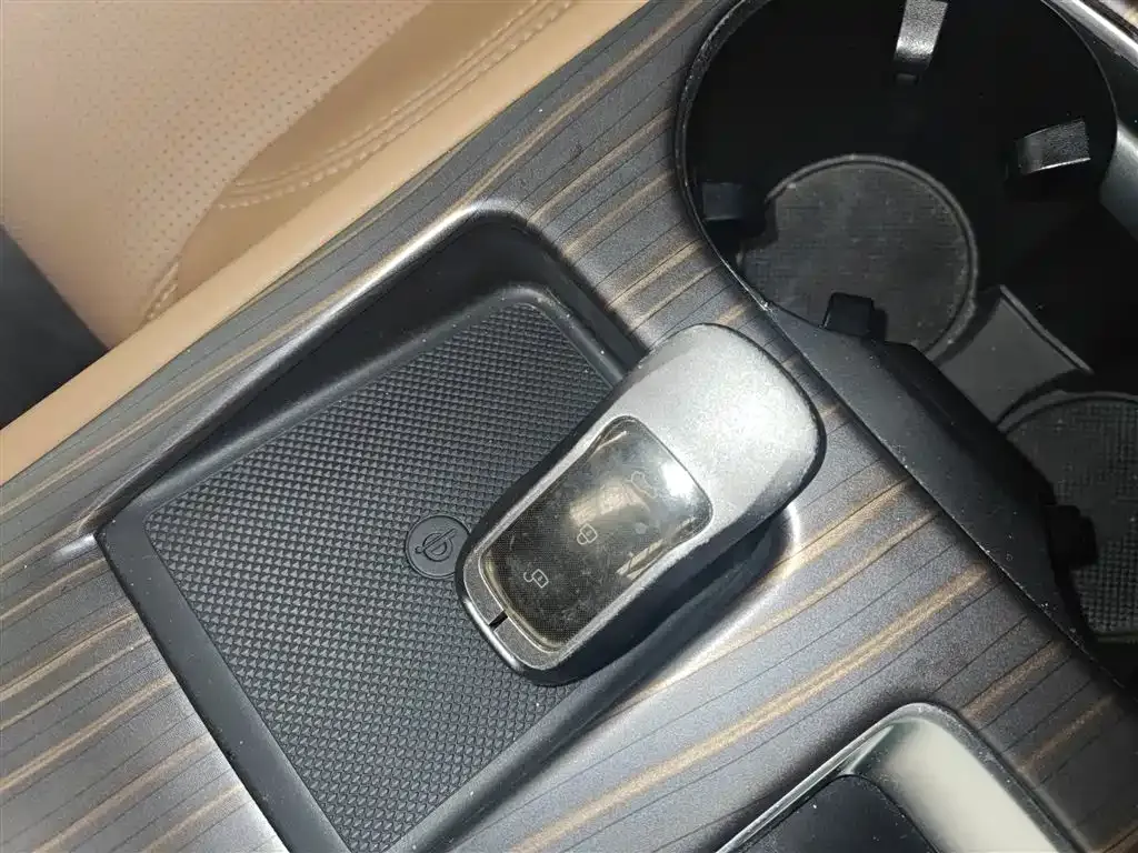 Li Auto ONE 2022 из CN, фото 8