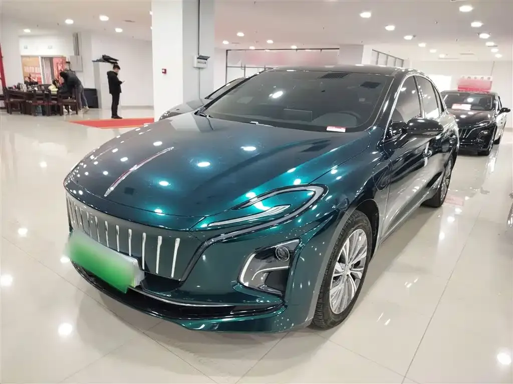 Hongqi E-QM5 2024 из CN, фото 1