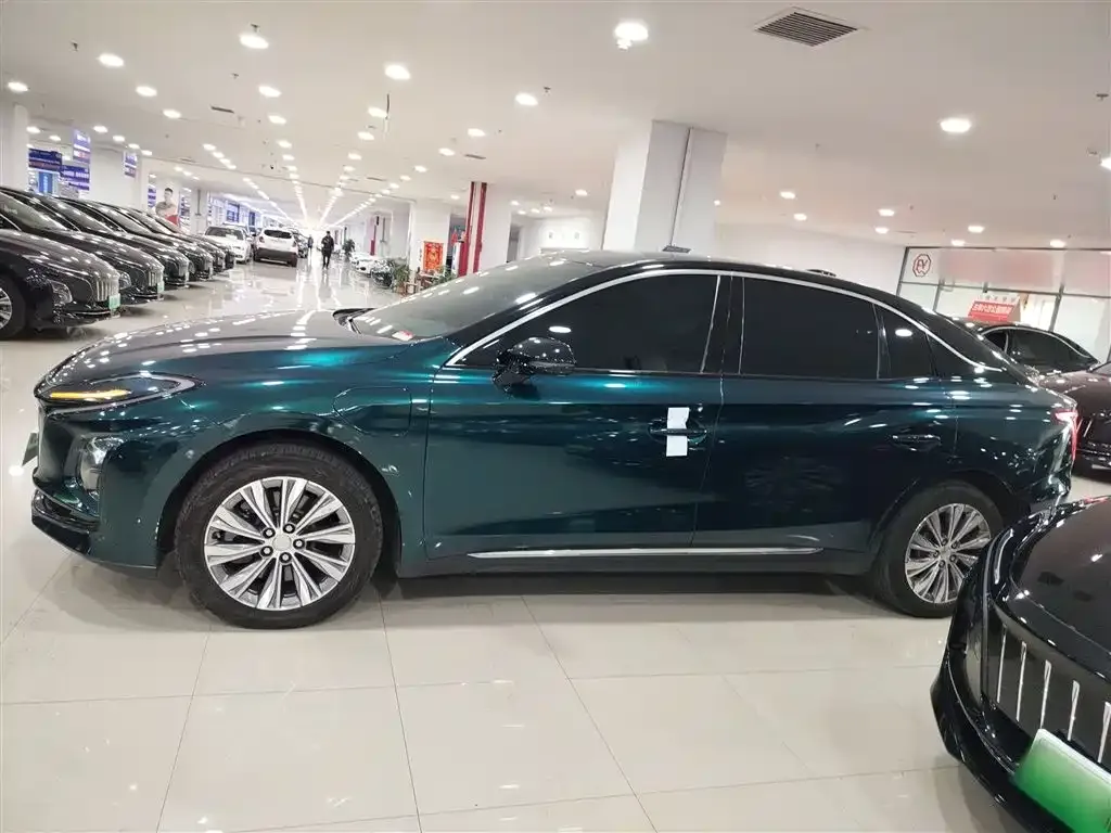 Hongqi E-QM5 2024 из CN, фото 5
