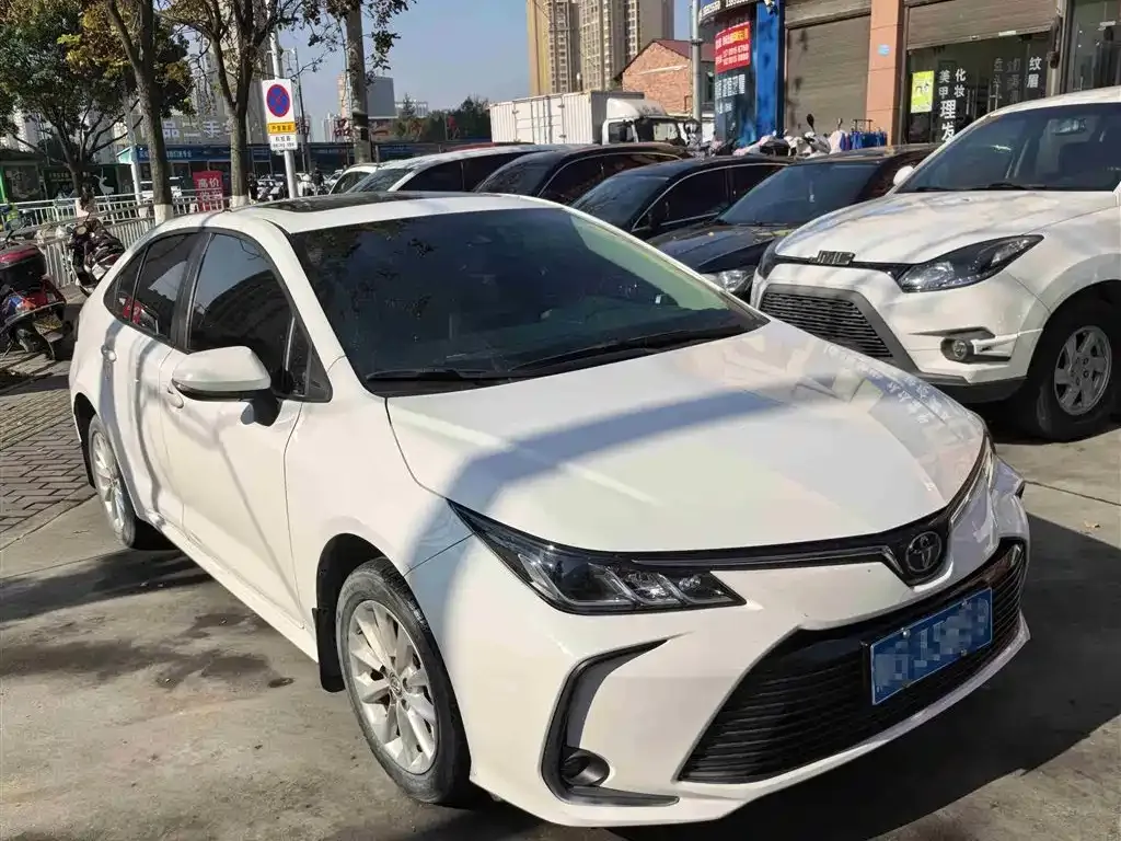 Toyota Corolla 2022 из CN, фото 3