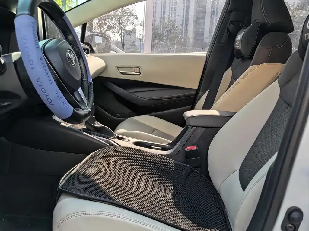 Toyota Corolla 2022 из CN, фото 4