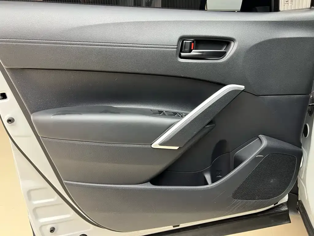 Toyota Frontlander 2024 из CN, фото 10