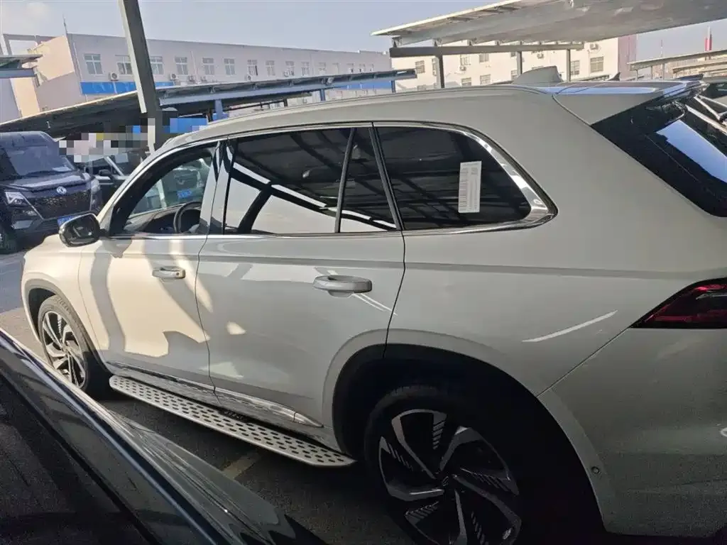 Geely Xingyue L 2023 из CN, фото 5